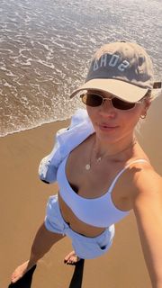 Danni Menzies feet photo 7