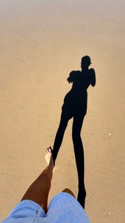 Danni Menzies feet photo 6