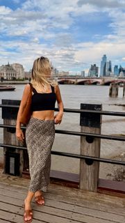 Danni Menzies feet photo 1