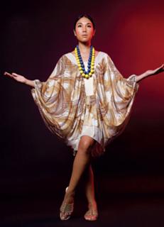 Danni Suzuki feet photo thumbnail