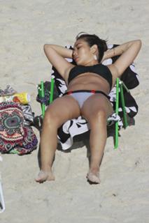 Danni Suzuki feet photo thumbnail