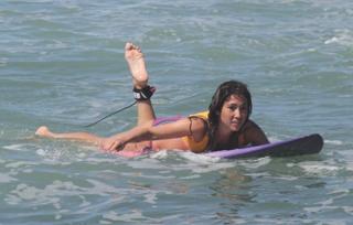 Danni Suzuki feet photo thumbnail