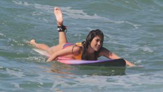 Danni Suzuki feet photo thumbnail