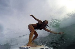 Danni Suzuki feet photo thumbnail