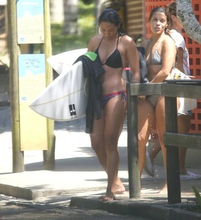 Danni Suzuki feet photo thumbnail