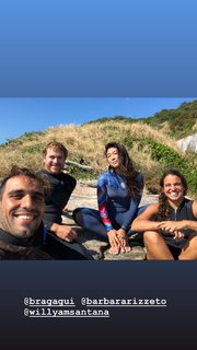 Danni Suzuki feet photo thumbnail