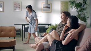 Danni Suzuki feet photo thumbnail