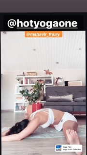 Danni Suzuki feet photo thumbnail