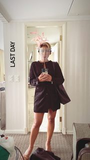 Danni Suzuki feet photo thumbnail