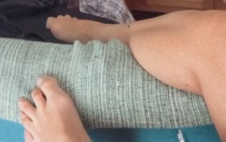 Danni Suzuki feet photo thumbnail