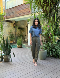 Danni Suzuki feet photo thumbnail