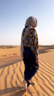 Danni Suzuki feet photo thumbnail