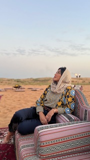 Danni Suzuki feet photo thumbnail