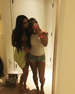 Dannie Riel feet photo 7