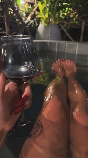 Dannie Riel feet photo 4