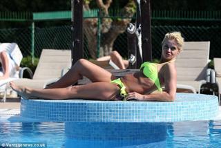 Danniella Westbrook feet photo 5