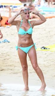 Danniella Westbrook feet photo 5