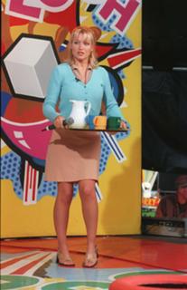 Dannii Minogue feet photo thumbnail