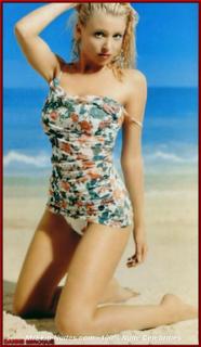 Dannii Minogue feet photo thumbnail