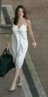 Dannii Minogue feet photo thumbnail