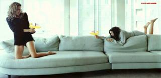 Dannii Minogue feet photo thumbnail
