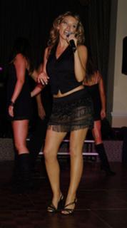 Dannii Minogue feet photo thumbnail