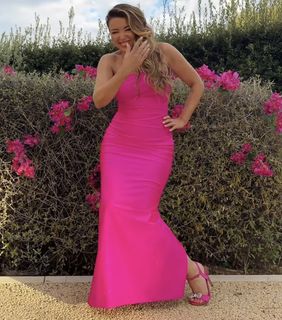 Dannii Minogue feet photo thumbnail