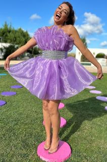 Dannii Minogue feet photo 8