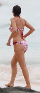 Dannii Minogue feet photo thumbnail