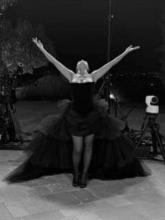 Dannii Minogue feet photo 12