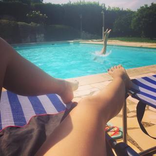 Dany Verissimo-Petit feet photo 1