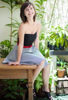 Daphne Bozaski feet photo 1