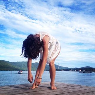 Daphne Bozaski feet photo 11