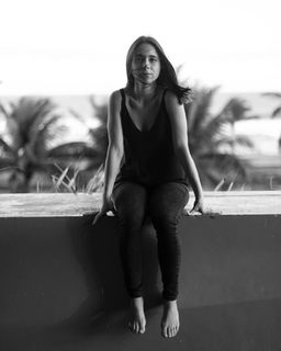Daphne Bozaski feet photo 6