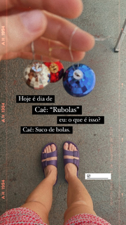 Daphne Bozaski feet photo 3