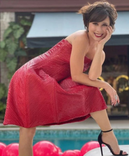 Daphne Bozaski feet photo 15