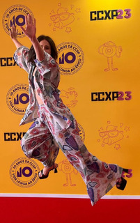 Daphne Bozaski feet photo 9