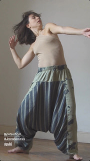 Daphne Bozaski feet photo 3