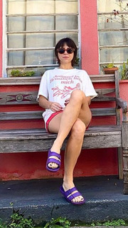 Daphne Bozaski feet photo 7