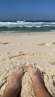Daphne Bozaski feet photo 6