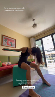 Daphne Bozaski feet photo 11
