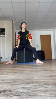 Daphne Bozaski feet photo 14