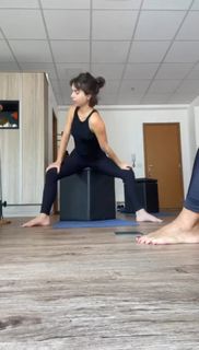 Daphne Bozaski feet photo 9