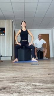 Daphne Bozaski feet photo 7