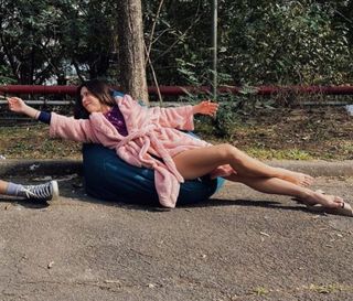 Daphne Bozaski feet photo 7