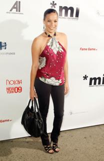 Daphne Duplaix feet photo 16