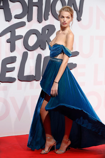 Daphne Groeneveld feet photo 8
