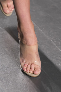 Daphne Groeneveld feet photo 17