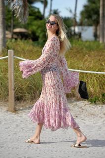 Daphne Groeneveld feet photo 20
