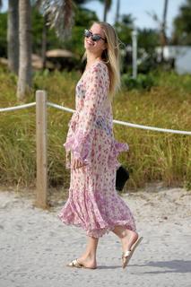 Daphne Groeneveld feet photo 19